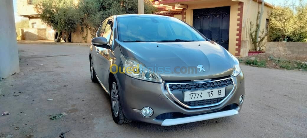 Peugeot 208 2013 Allure