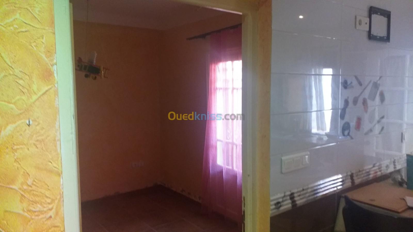 Vente Appartement F3 Oran Bousfer