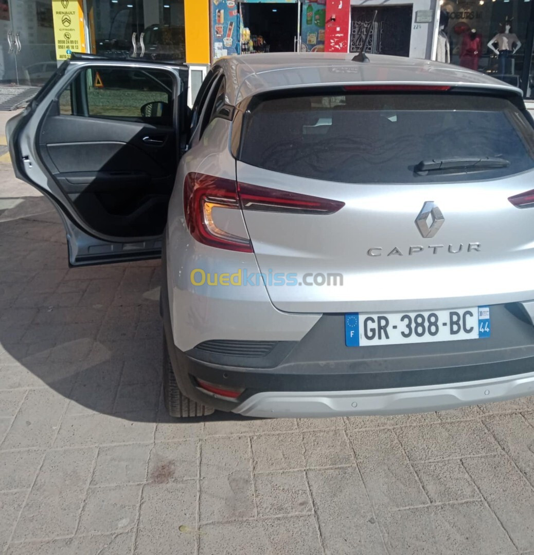 Renault Captur 2023 