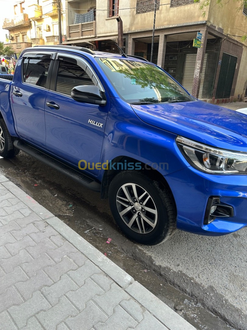 Toyota Hilux 2019 LEGEND DC 4x4 Pack Luxe