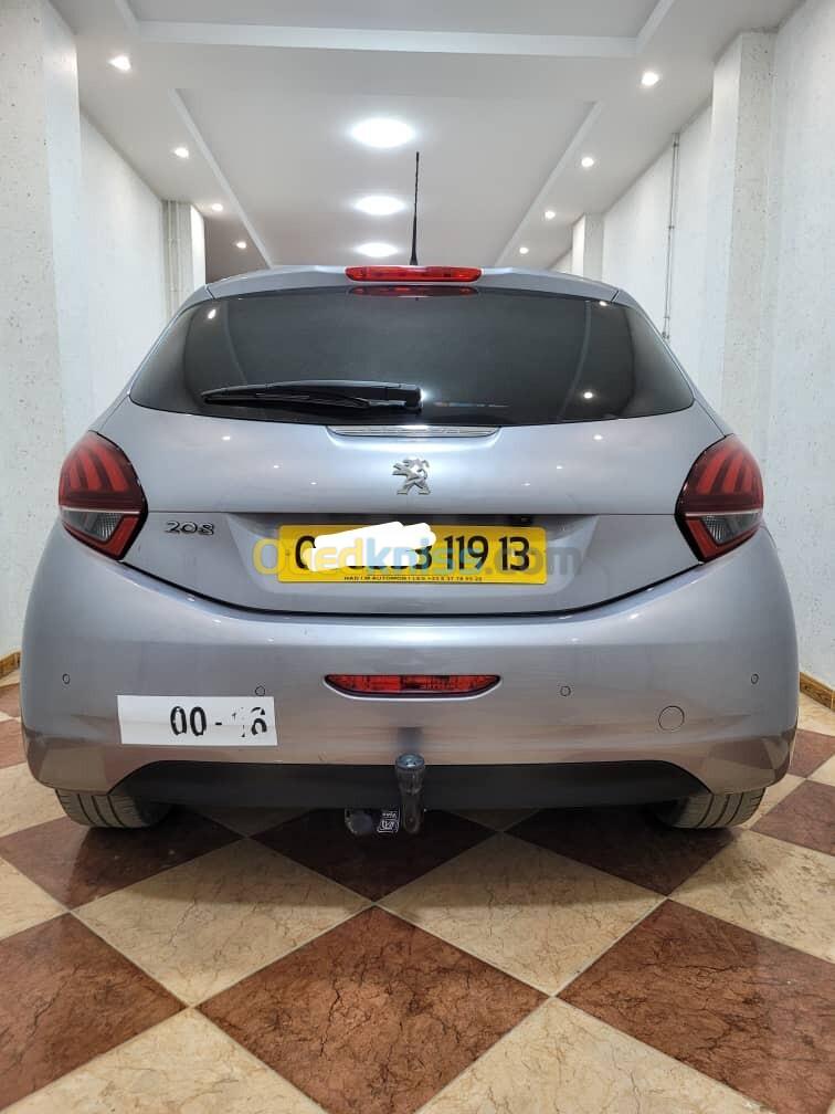 Peugeot 208 2019 