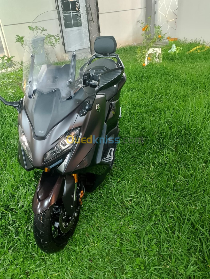 Yamaha TMAX 562 2024