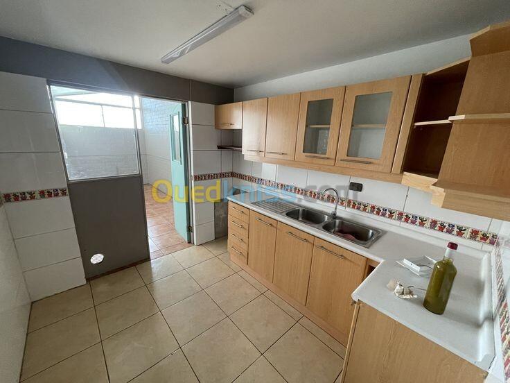 Vente Appartement F3 Alger Bordj el bahri