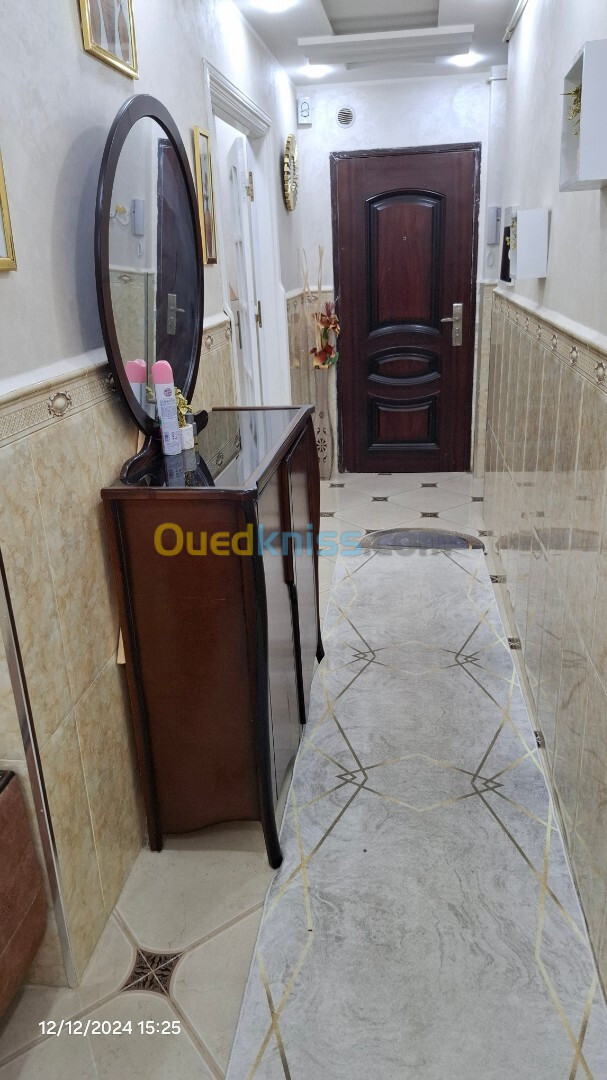 Vente Appartement F4 Alger Bordj el bahri