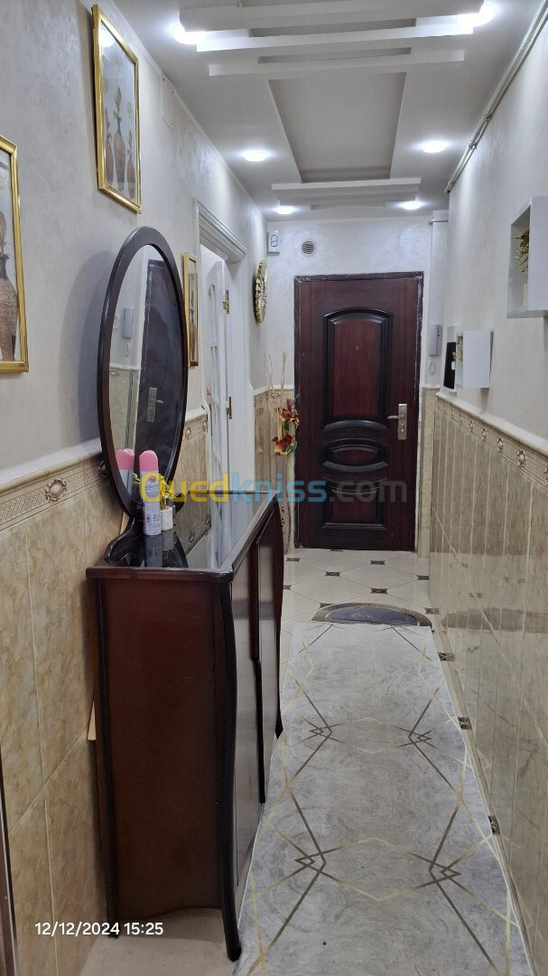 Vente Appartement F4 Alger Bordj el bahri