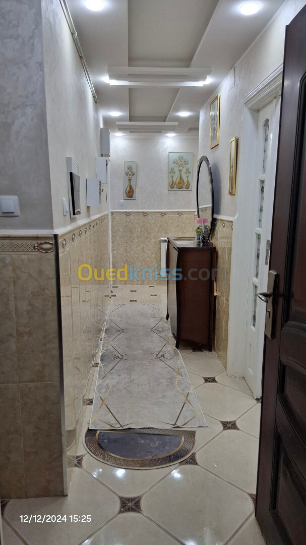 Vente Appartement F4 Alger Bordj el bahri