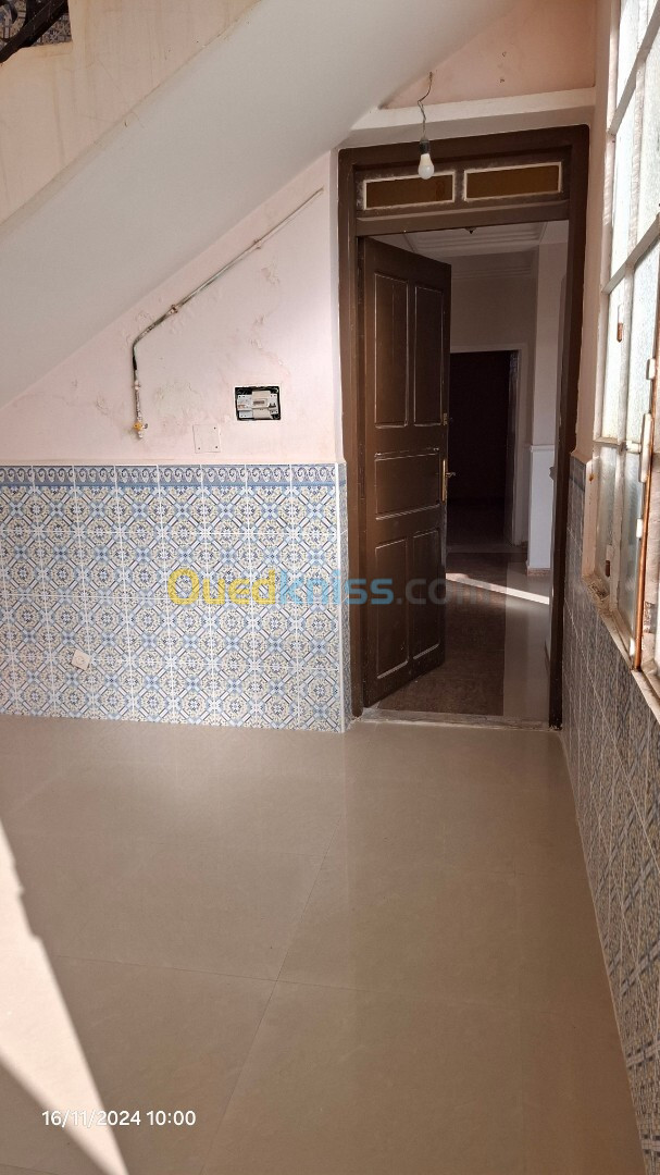 Location Niveau De Villa F4 Alger Hraoua