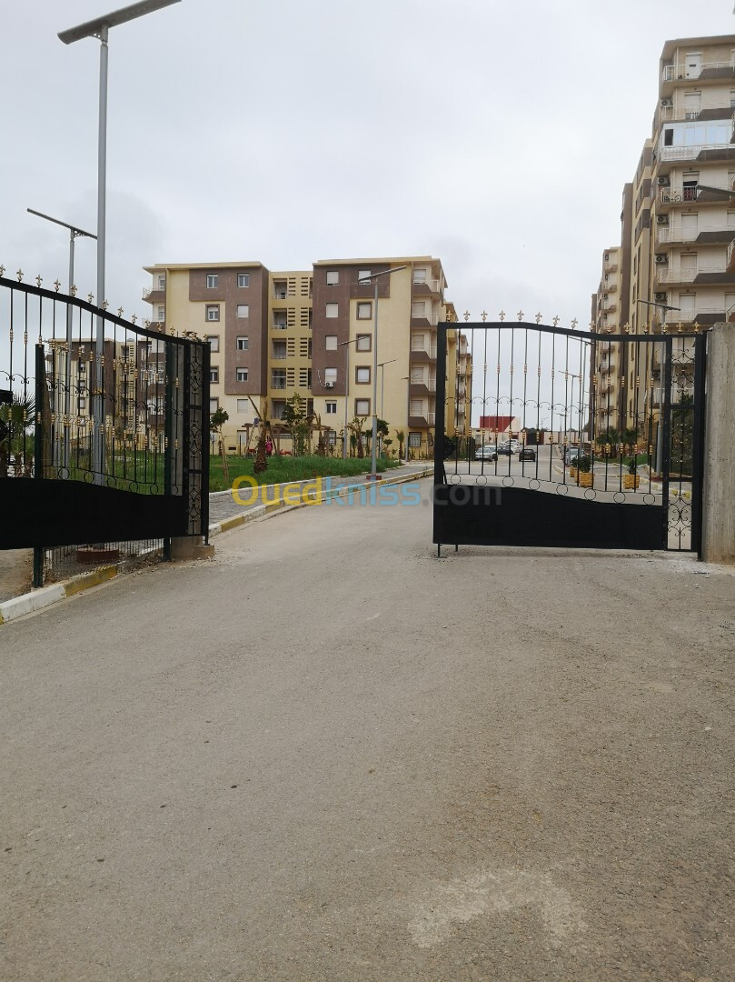 Location Appartement F4 Alger Bordj el bahri