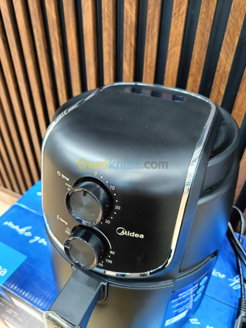 MIDEA Friteuse a Air Air Fryer 1500w 4.7L