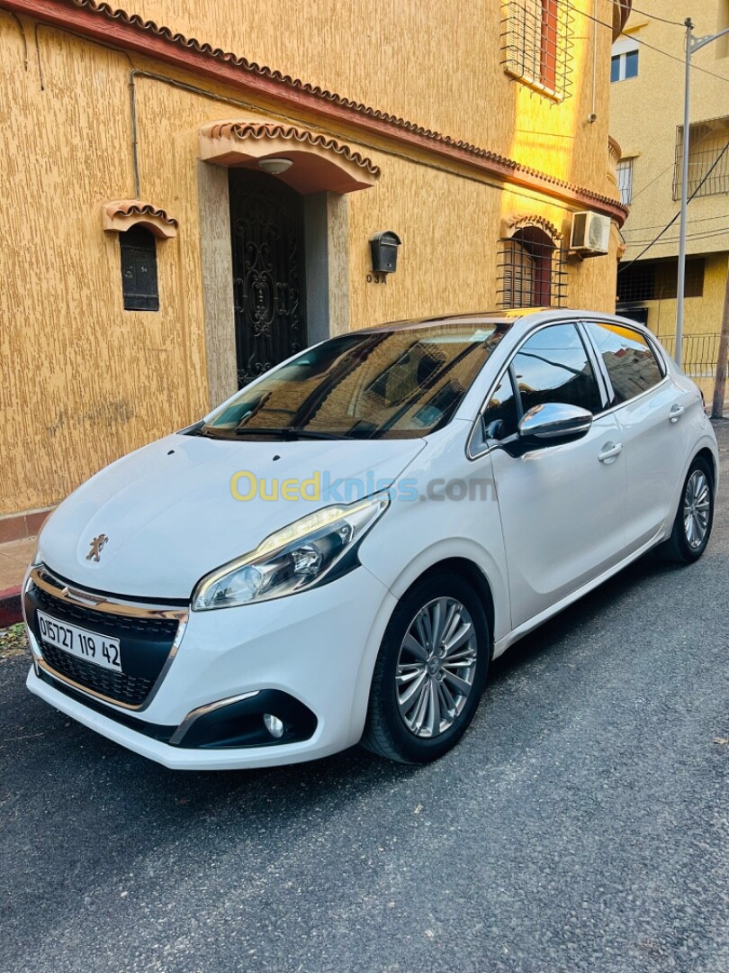 Peugeot 208 2019 Allure Facelift