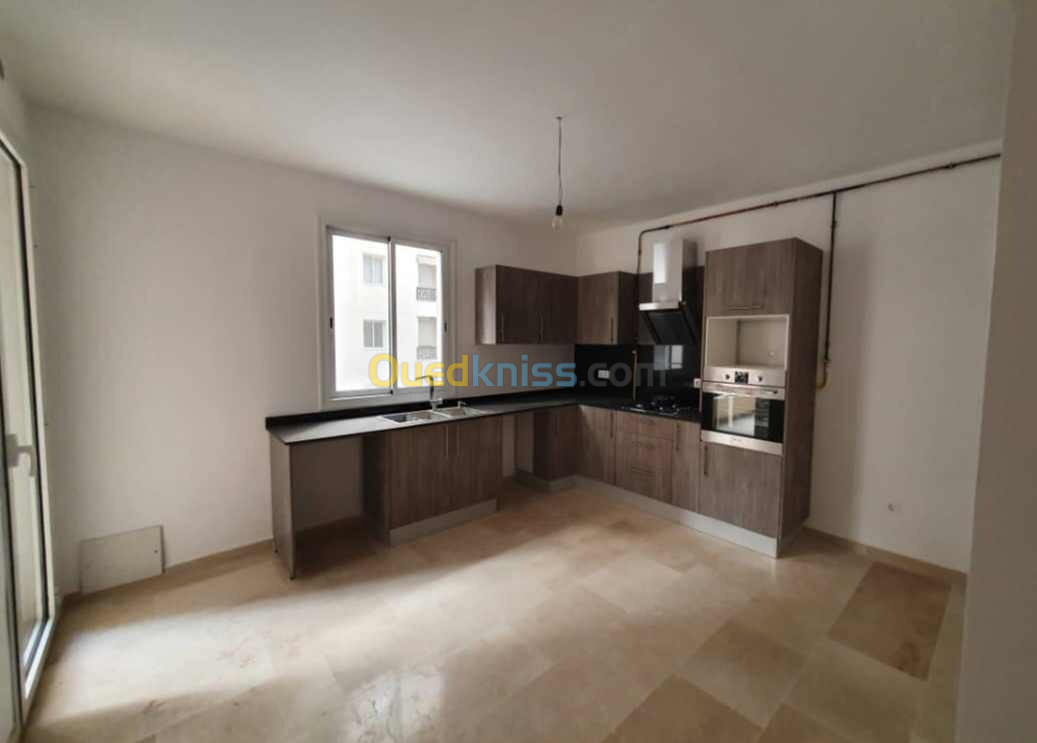 Location Appartement F3 Alger Saoula