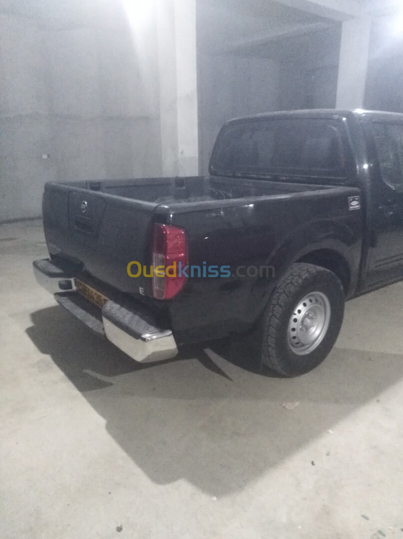 Nissan Navara 2015 Elegance 4x2