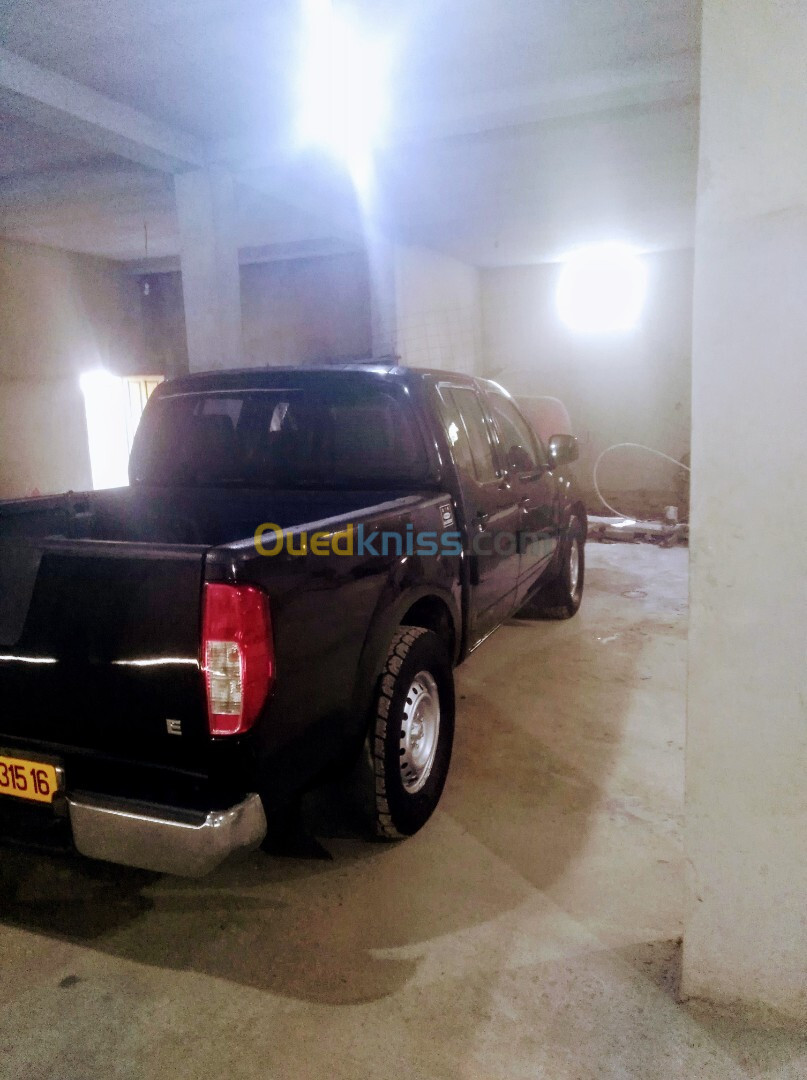 Nissan Navara 2015 Elegance 4x2