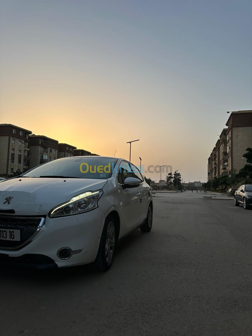 Peugeot 208 2013 Allure