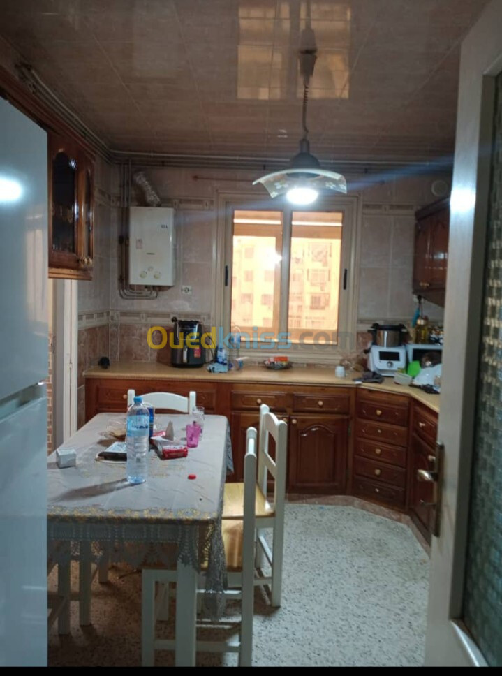 Location Appartement F3 Alger Hraoua