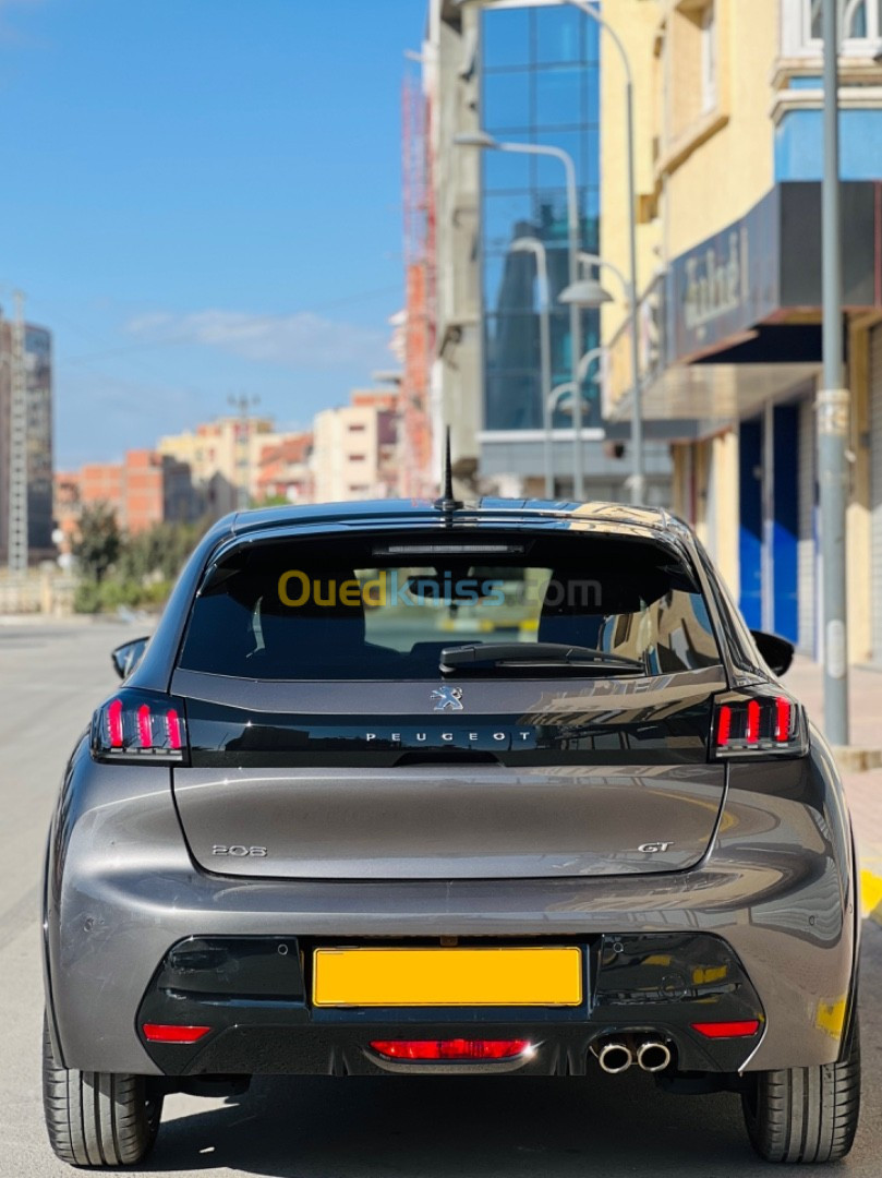 Peugeot 208 2022 Gt