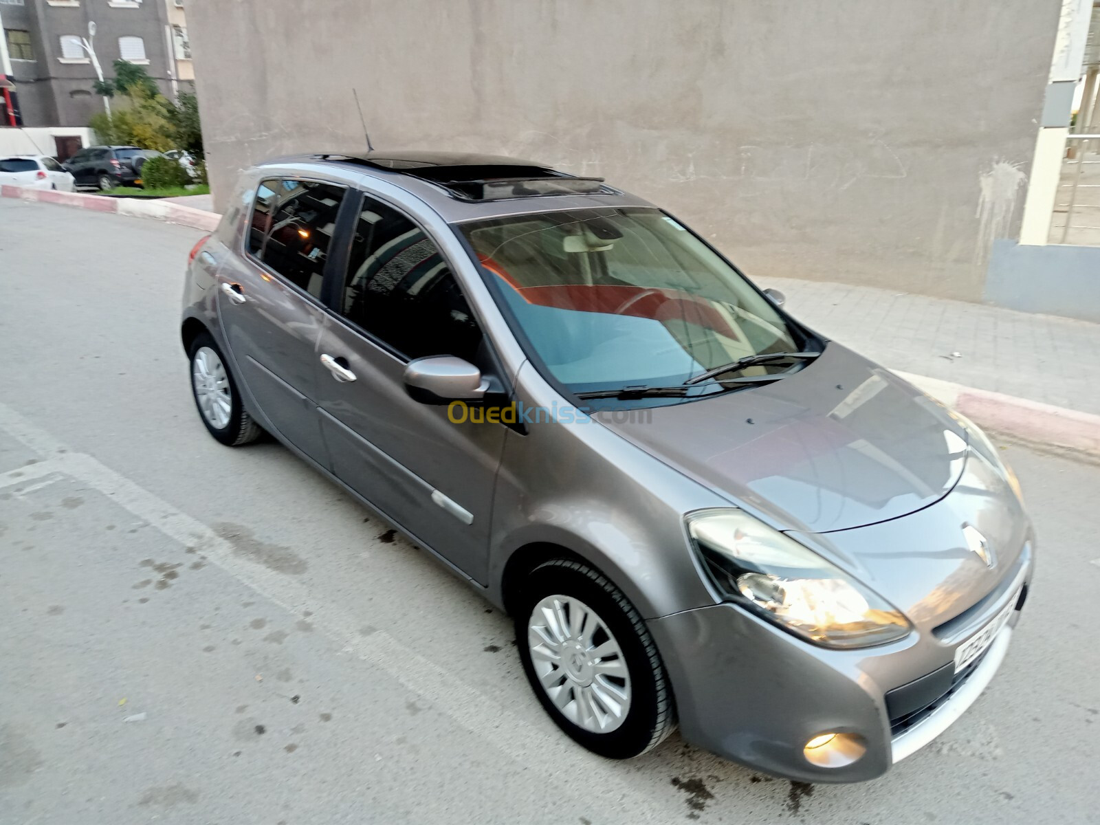 Renault Clio 3 2011 Exception