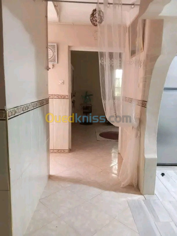 Vente Appartement F03 Biskra El outaya