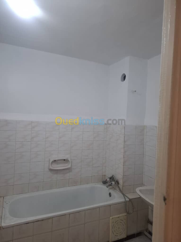 Location Appartement F4 Guelma Guelma