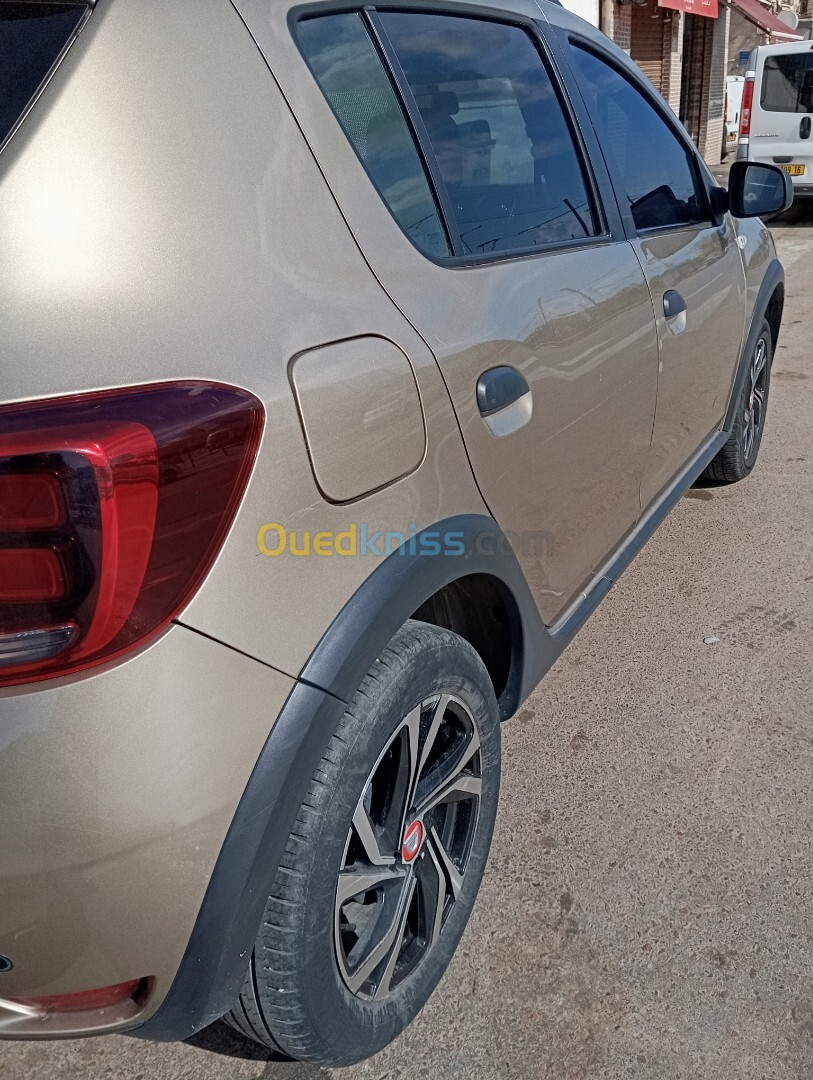 Dacia Sandero 2019 Stepway PRIVILEGE