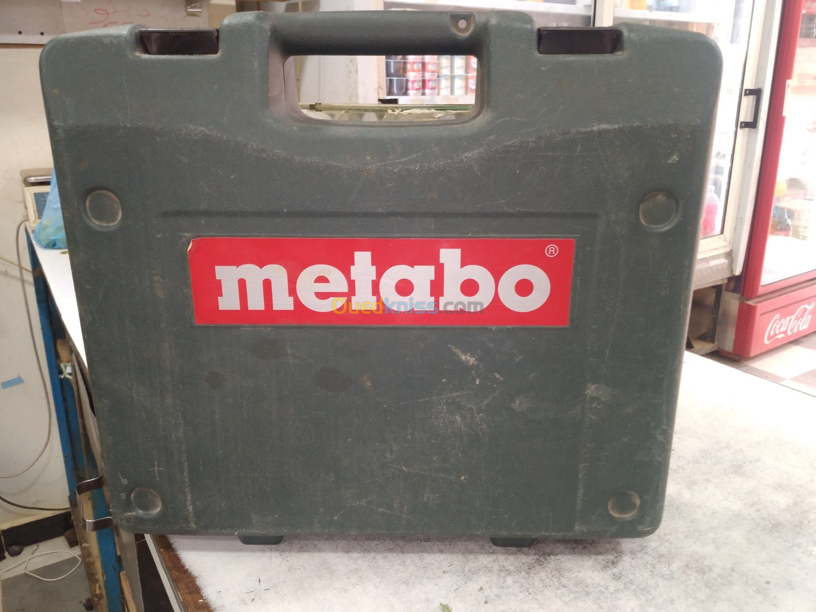 Je mai en vente une perceuse metabo problème l'andouille 