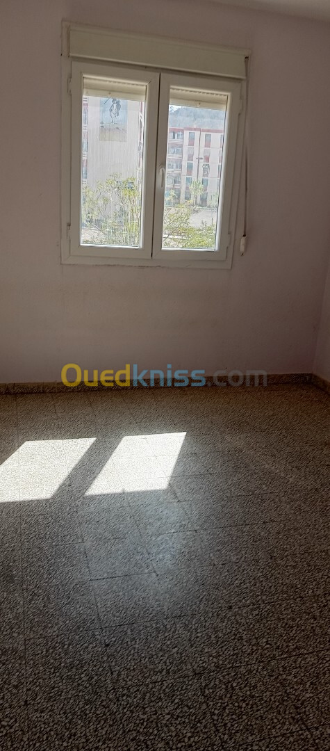 Location Appartement F3 Batna Batna