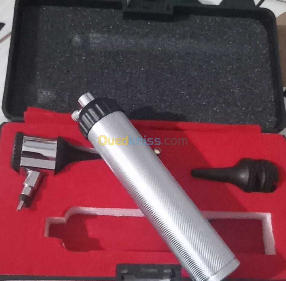 Otoscope