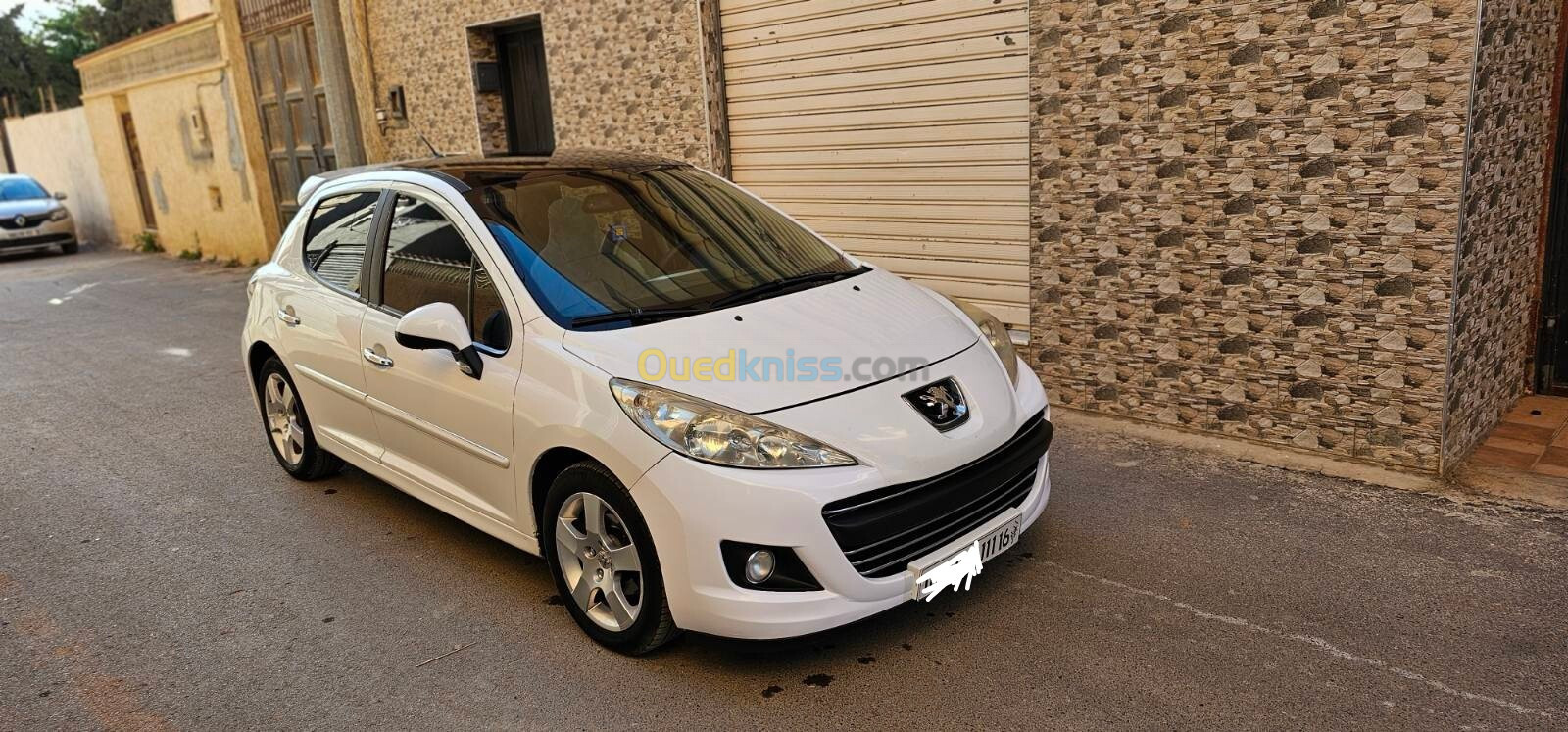 Peugeot 207 2011 