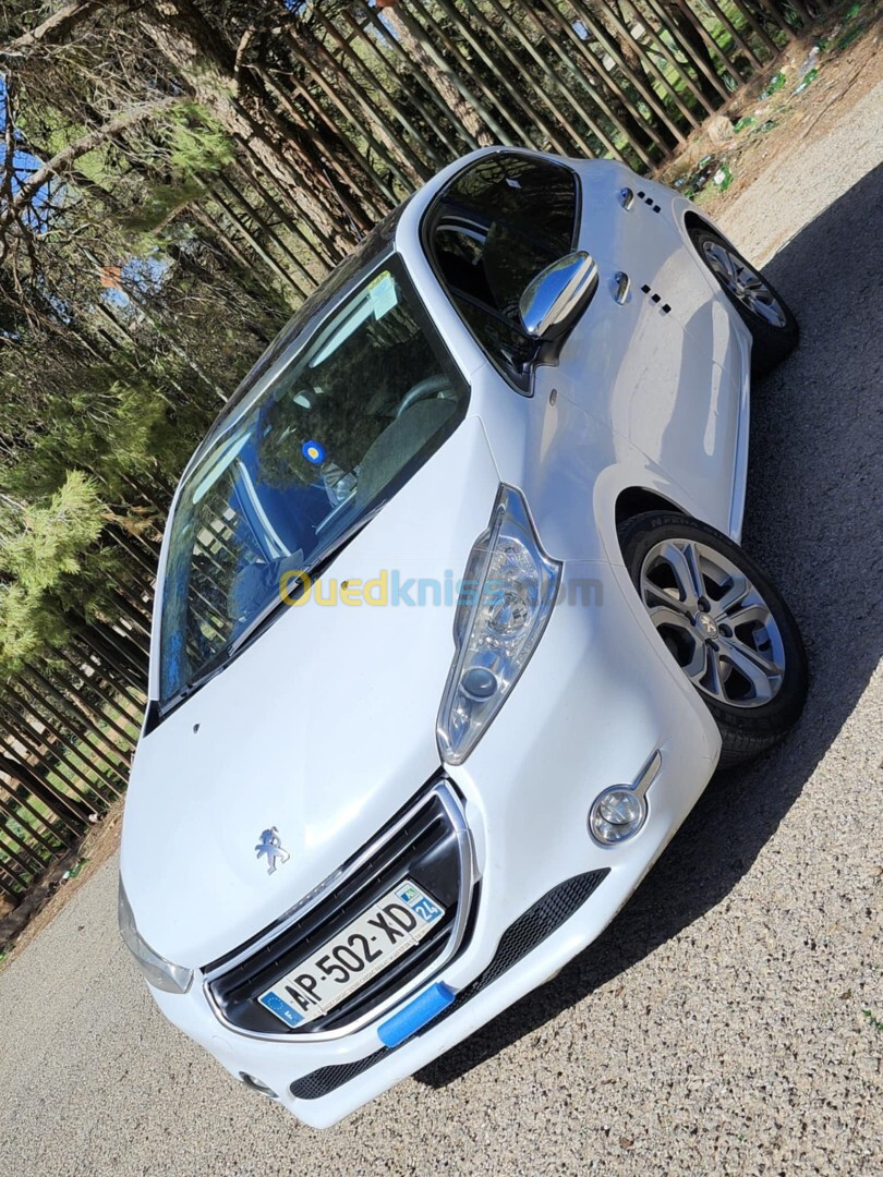 Peugeot 208 2014 Aller plus