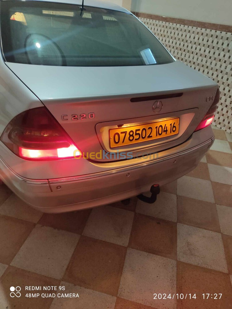 Mercedes Classe C 2004 élégance c220