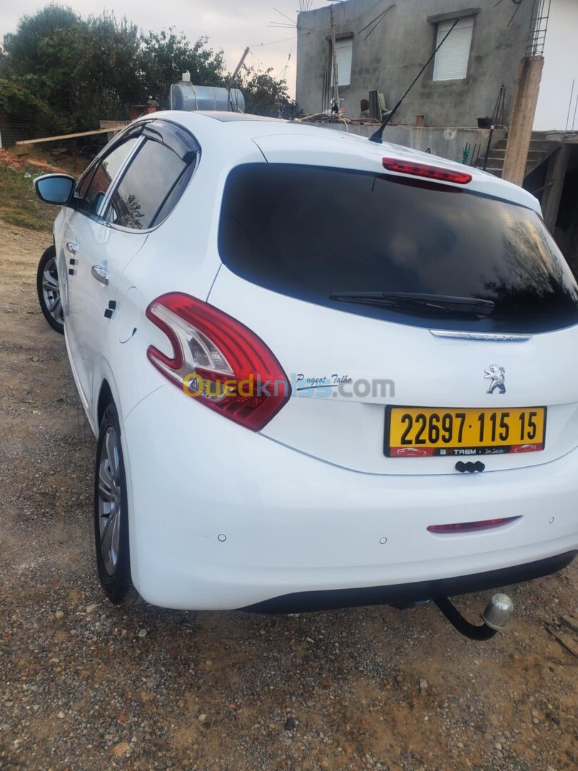 Peugeot 208 2015 208