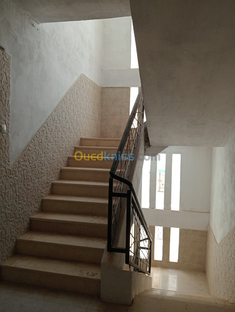 Vente Appartement F4 Annaba Barrahel