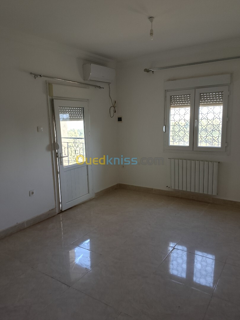 Vente Appartement F5 Tipaza Bou ismail