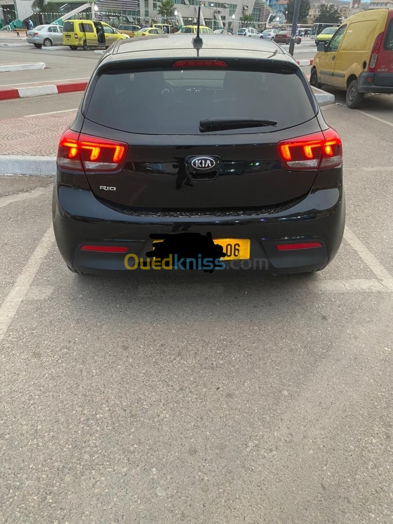 Kia Rio 2021 EX