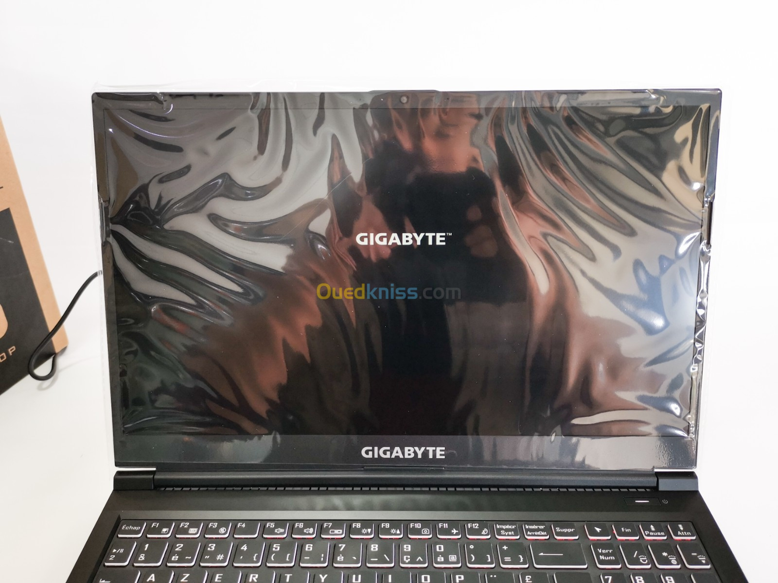 Gaming laptop GIGABYTE G5 GE 