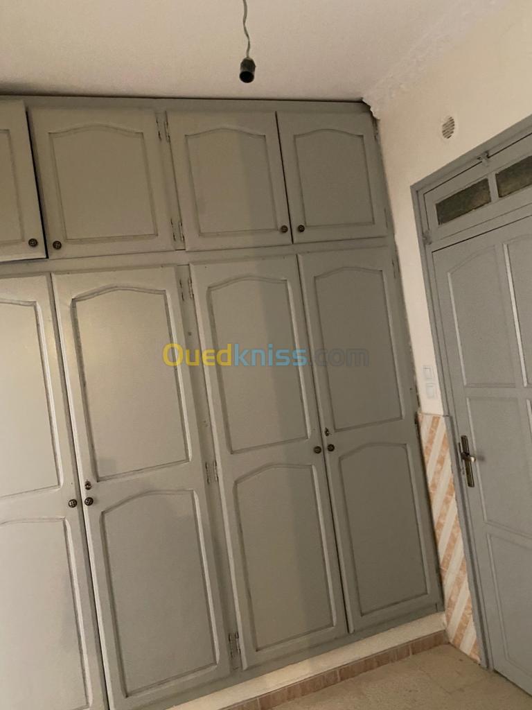 Vente Appartement F5 Alger Bordj el bahri