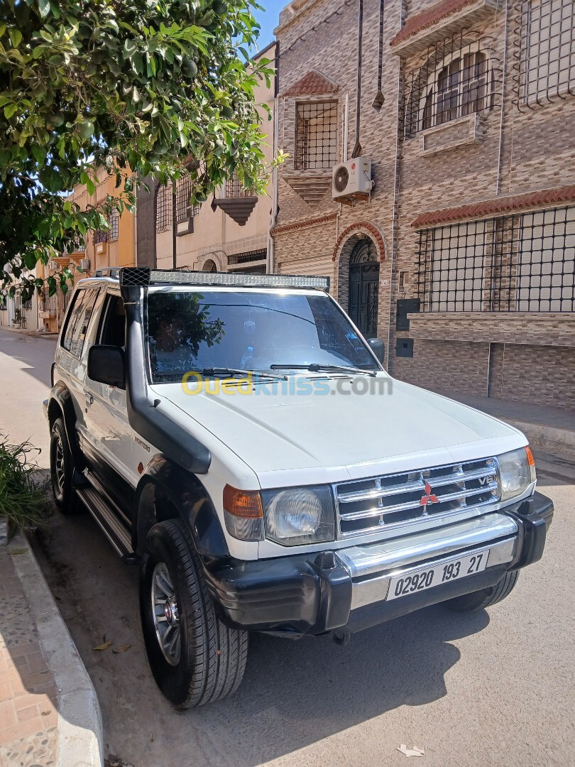 Mitsubishi Pajero 1993 V6 3000