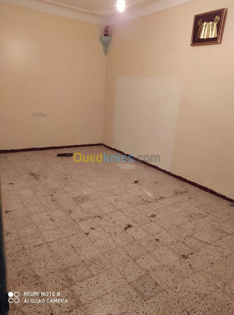 Vente Appartement F4 Bechar Bechar