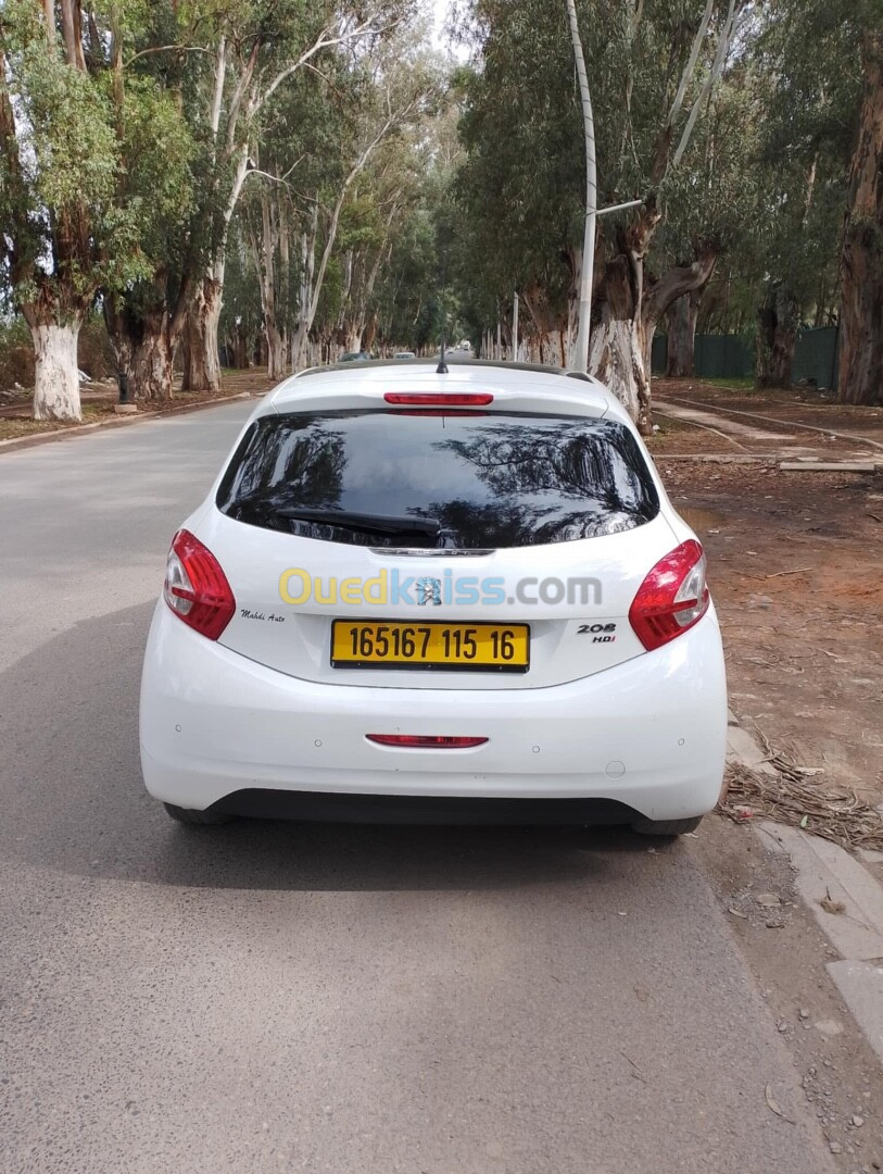 Peugeot 208 2015 Allure