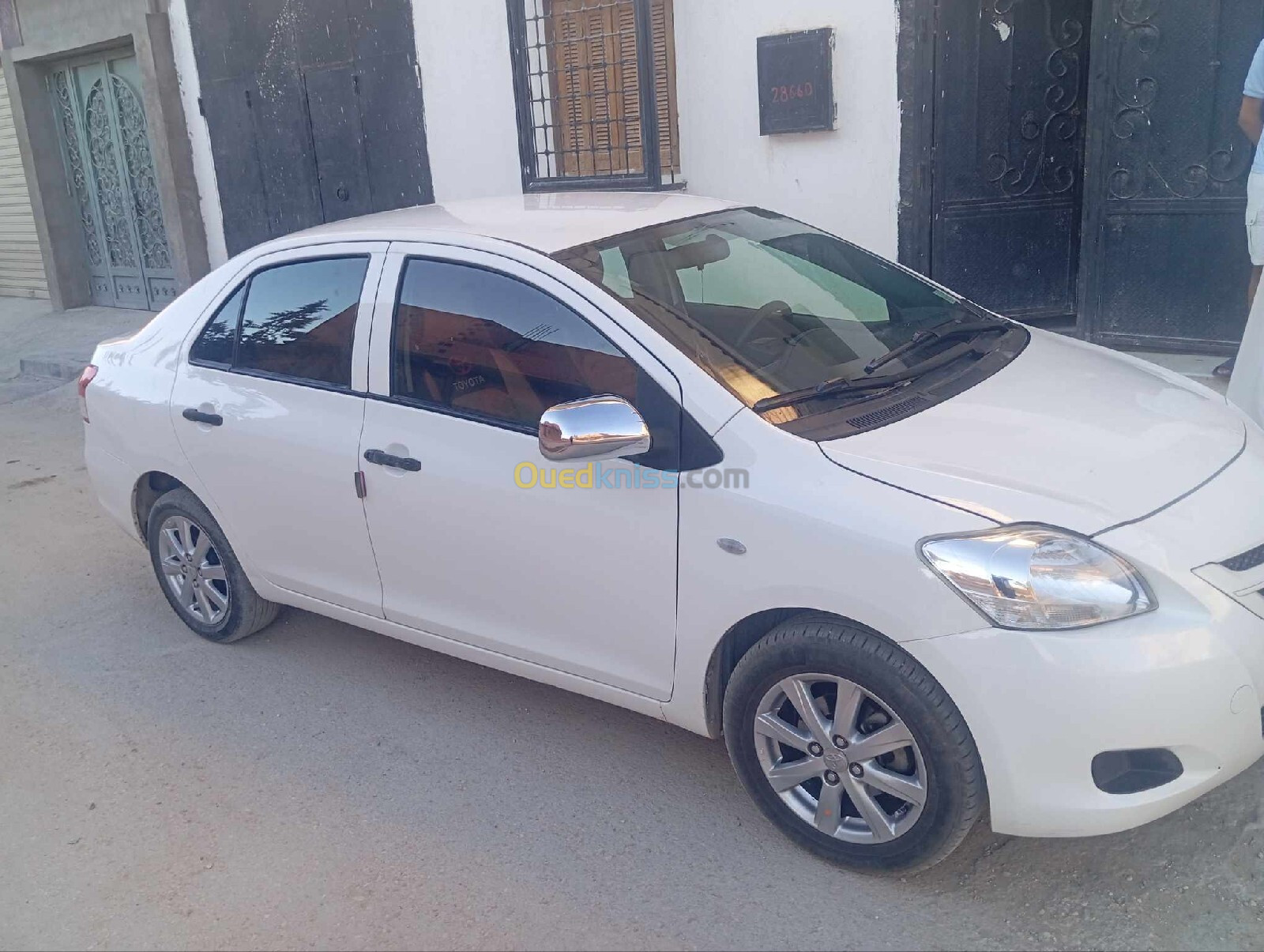 Toyota Yaris Sedan 2011 Yaris Sedan