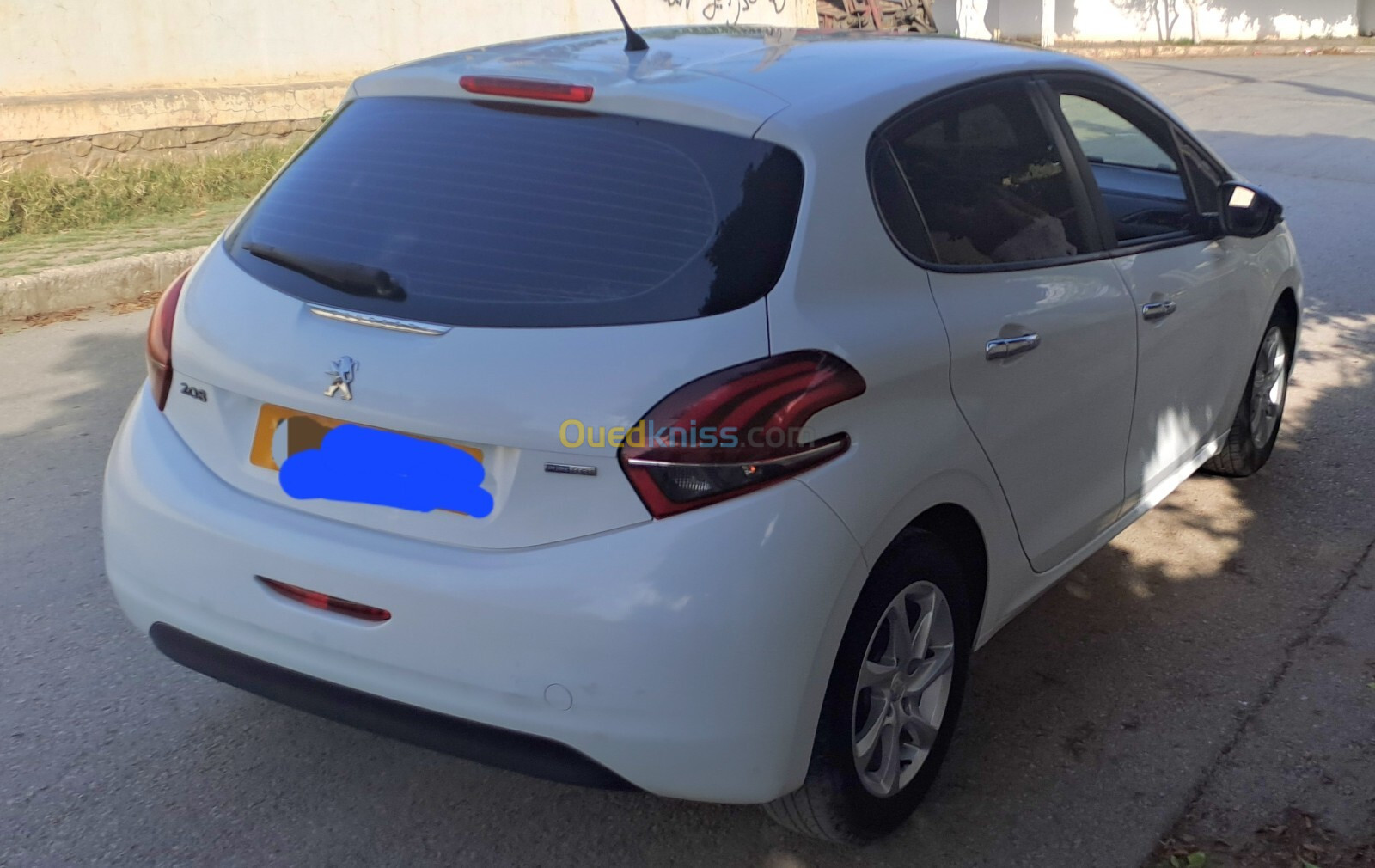 Peugeot 208 2016 Access Facelift