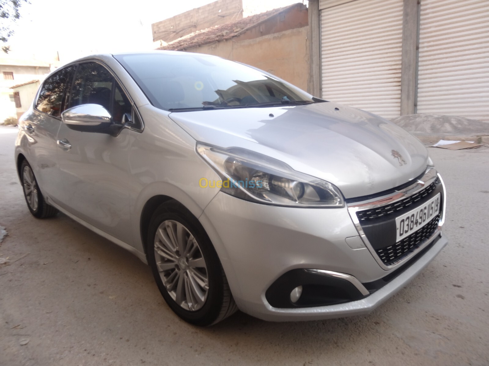 Peugeot 208 2015 Allure