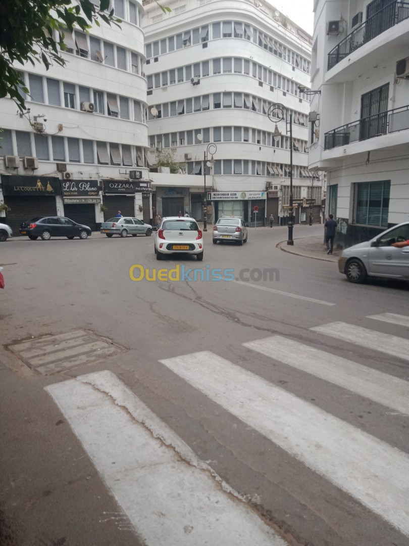 Location Appartement F8 Alger Alger centre