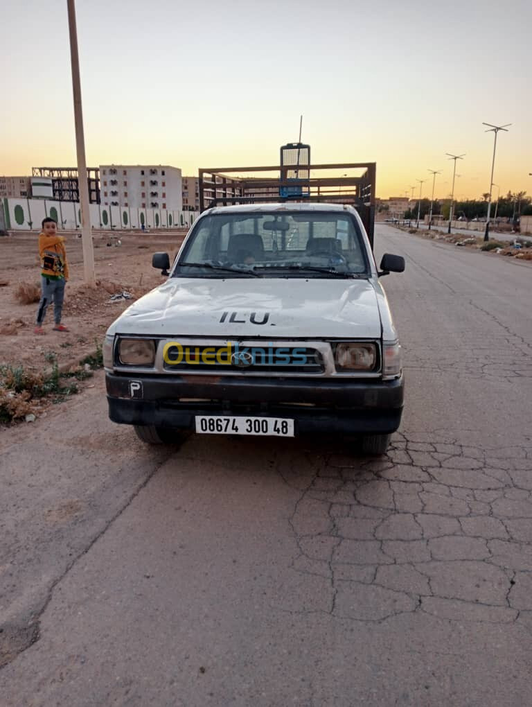 Toyota Hilux 2000 Hilux