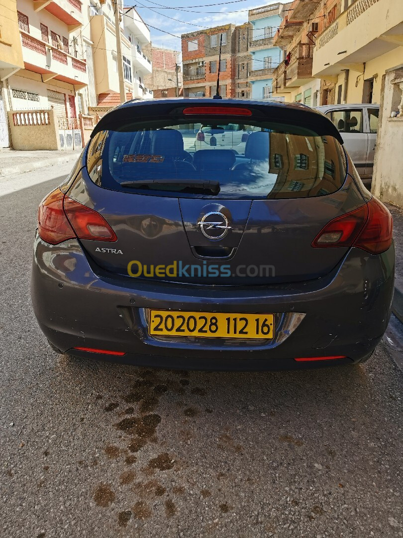 Opel Astra 2012 Astra