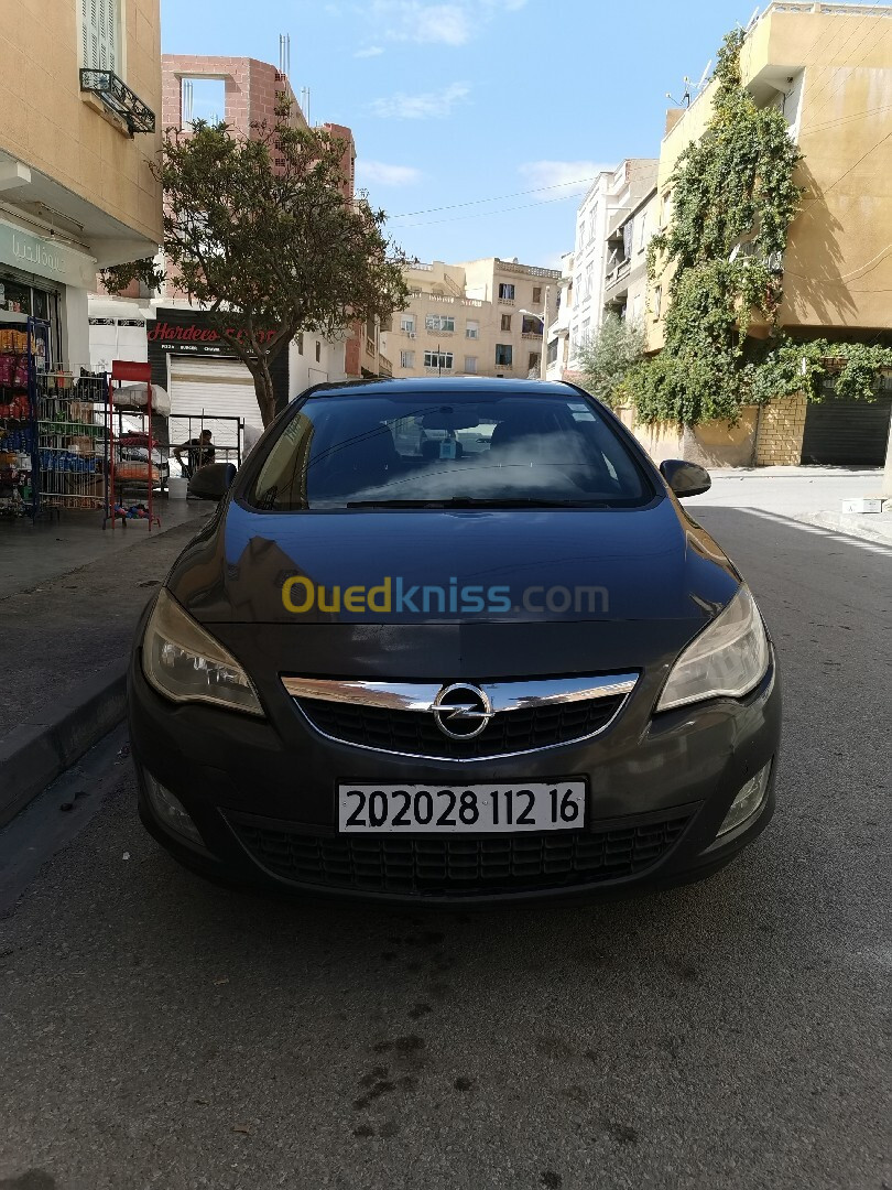 Opel Astra 2012 Astra