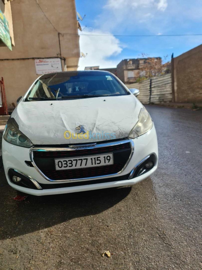 Peugeot 208 2015 Allure