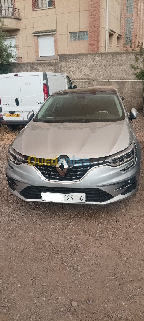 Renault MEGANE 5 2023 