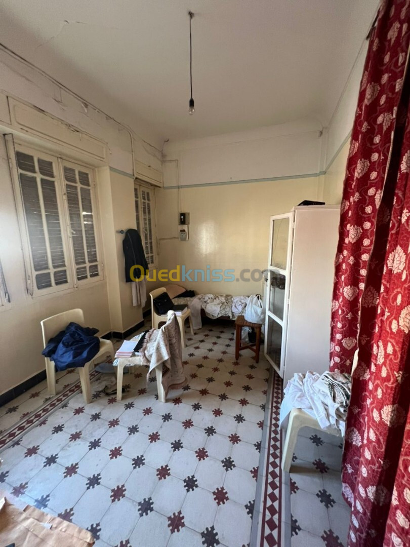 Location Appartement F5 Annaba Annaba