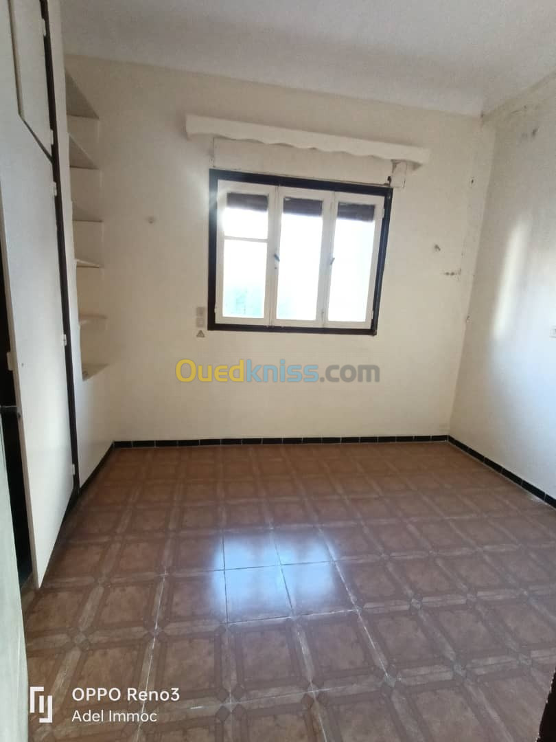 Location Appartement F5 Annaba Annaba